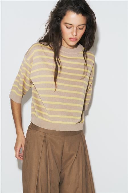 REMERA SAANVI