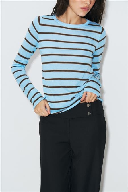 REMERA FINA